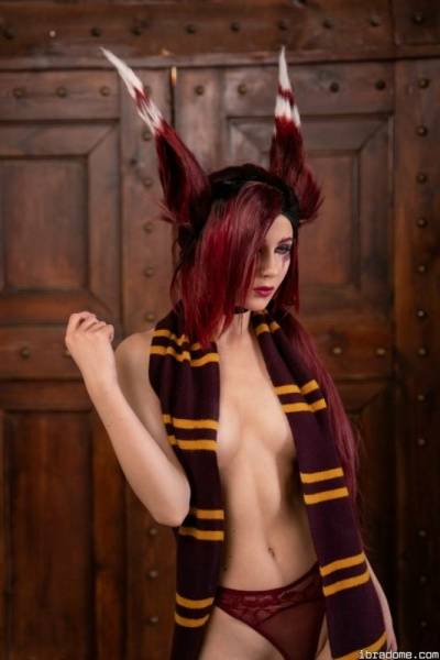 Oichi Chan Hogwarts Xayah on adultfans.net