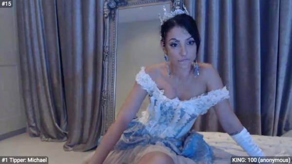 Misskreazy MFC latest cam porn videos on adultfans.net