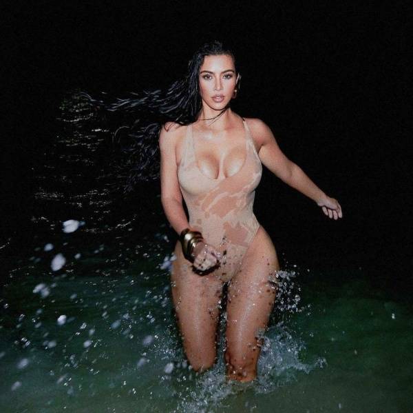 Kim Kardashian (kim_kardashian) Nude OnlyFans Leaks (12 Photos) on adultfans.net