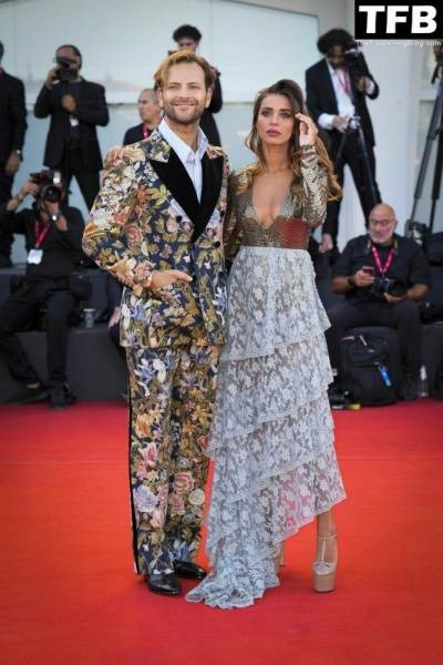 Irene Forti Flaunts Her Sexy Tits at the 79th Venice International Film Festival on adultfans.net