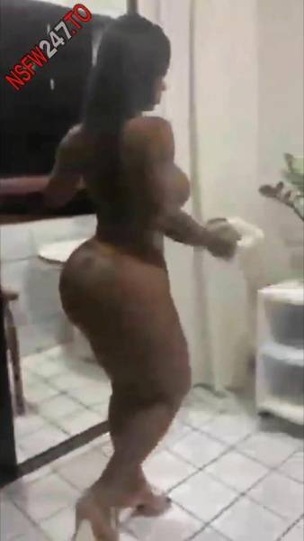 Valentina Ferraz cleaning naked porn videos on adultfans.net
