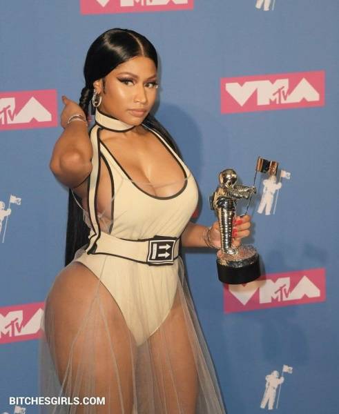 Nicki Minaj Nude Black Celebrrity Naked Videos on adultfans.net