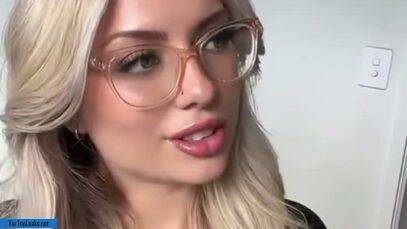 Blonde Latina Glasses on adultfans.net