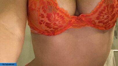 Amanda Trivizas Nude Mirror Selfies Onlyfans Set  nude on adultfans.net