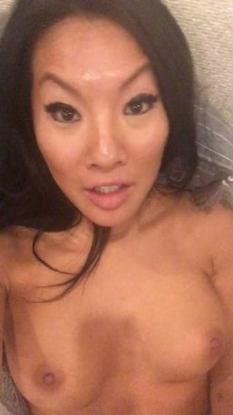 Asa Akira Nude Fingering Masturbation Onlyfans Video Leaked on adultfans.net