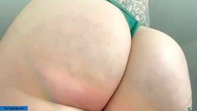 I say jiggle is the best thing about asses. Do you agree? on adultfans.net