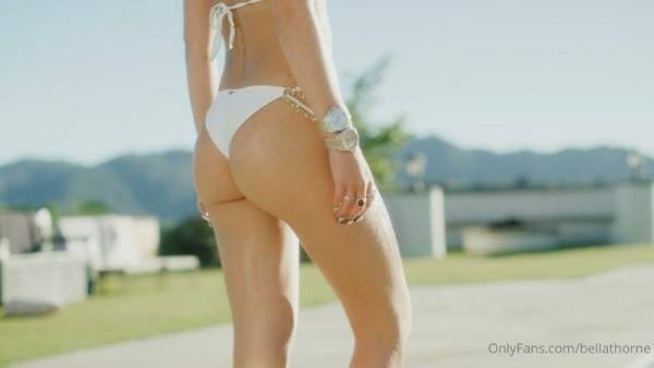 Bella Thorne Pool Bikini Onlyfans Video Leaked on adultfans.net