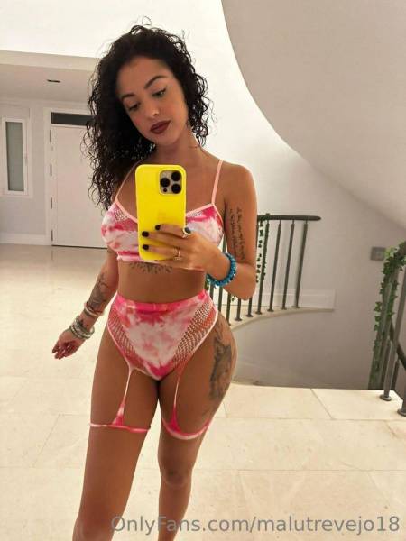 Malu Trevejo Lingerie Bodysuit Mirror Selfies Onlyfans Set Leaked on adultfans.net