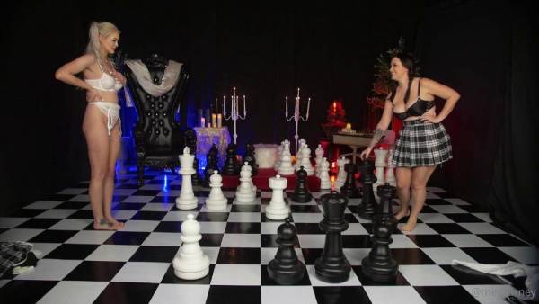 Meg Turney Danielle DeNicola Chess Strip Onlyfans Video Leaked on adultfans.net