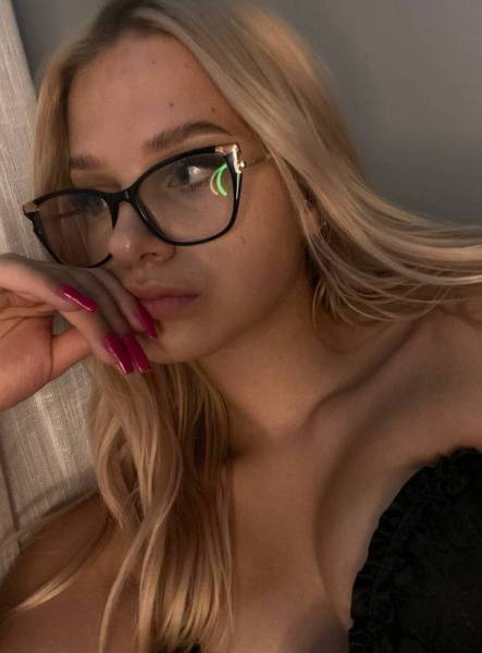 Lovely model LittleTinyBlonde boobs show on adultfans.net