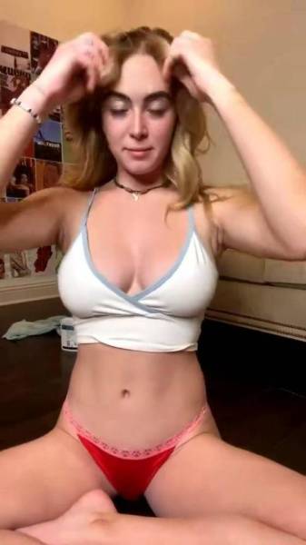 Grace Charis Topless Stretching Livestream Video Leaked on adultfans.net