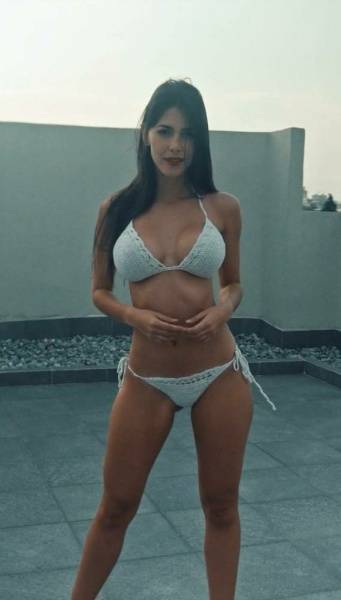 Ari Dugarte Sexy Knit Bikini Modeling Patreon Video  - Venezuela on adultfans.net