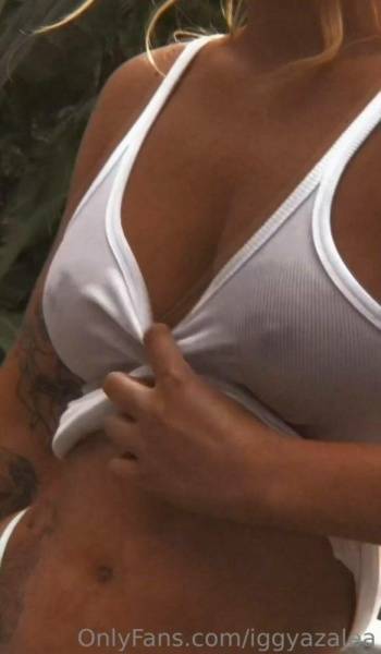 Iggy Azalea Nude See-Through Pool  Video  - Usa - Australia on adultfans.net