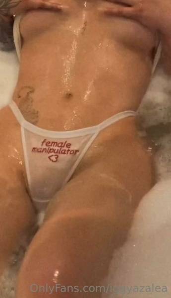 Iggy Azalea Nude Pussy Nipple Flash  Video  - Usa - Australia on adultfans.net