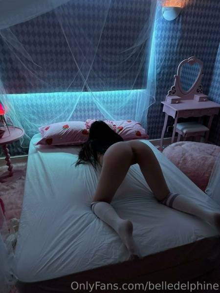 Belle Delphine Nude Cam Girl Bedroom Onlyfans Set Leaked on adultfans.net