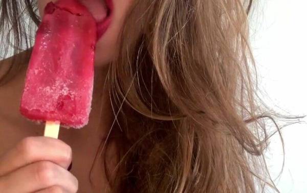 Some content from OnlyFans. Sucking an ice cream, masturbation and squirting! - Luci's Secret on adultfans.net