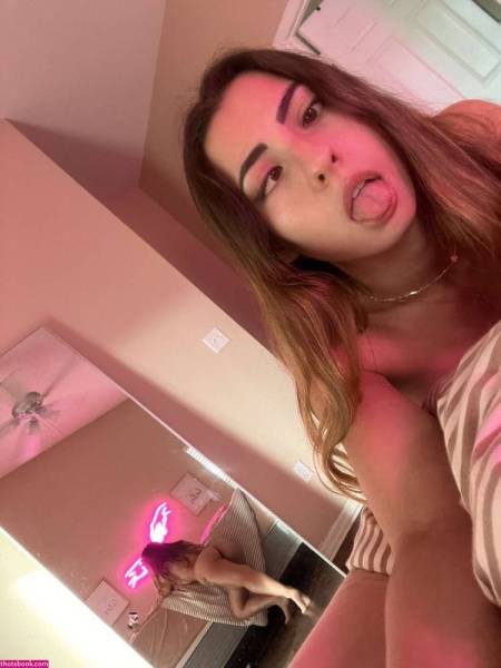 Lov3lylaur3n Photos #1 on adultfans.net