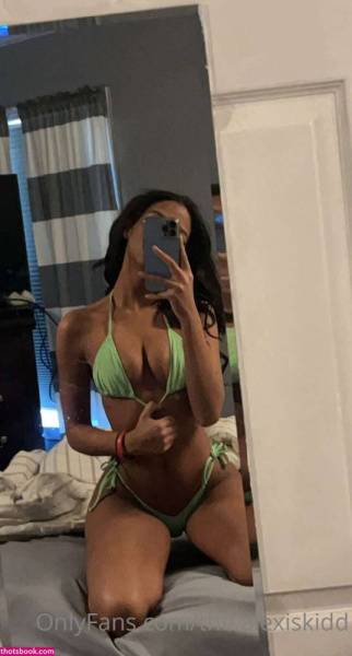 Alexis Kidd Nude OnlyFans Photos #3 on adultfans.net