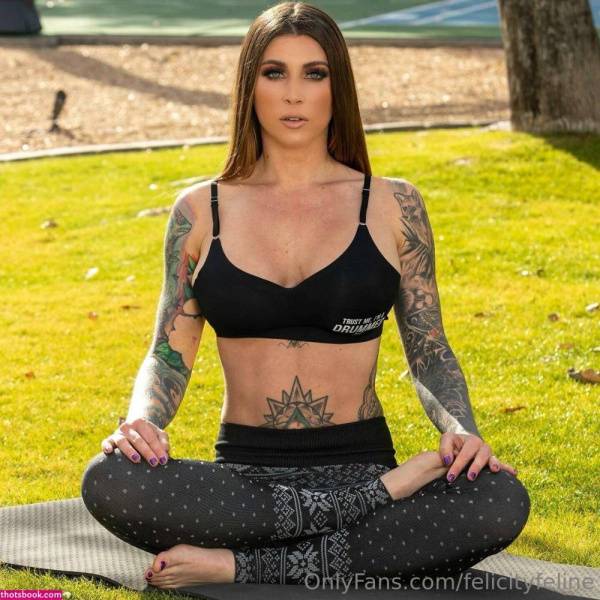 Felicity Feline Photos #5 on adultfans.net