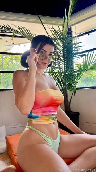 KittyPlays Sexy Colorful Top Thong Fansly Set Leaked on adultfans.net