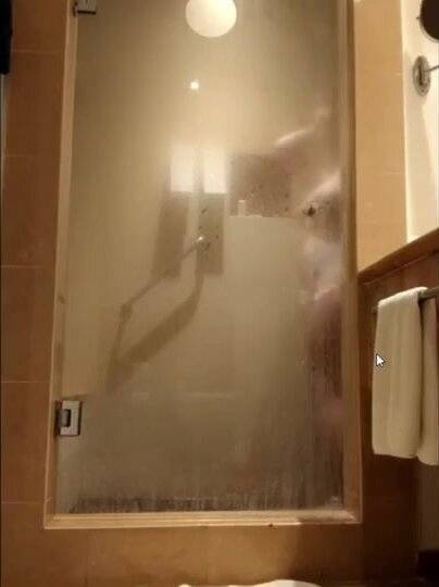 Mom Uncensored Nude Youtuber Shower on adultfans.net