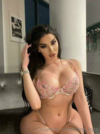 Luciana Caselli / Nylacaselli / Trans_nyla / nylaluciana Nude on adultfans.net