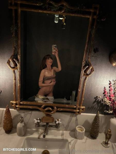Riley Reid Petite Nude Girl - Therileyreid Onlyfans Leaked Naked Video on adultfans.net