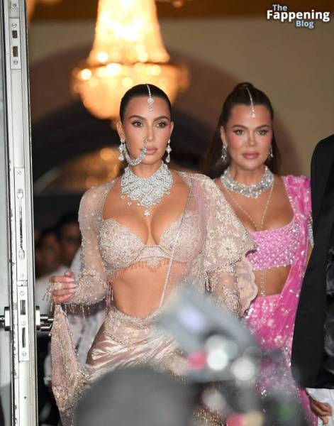 Kim Kardashian & Khloe Kardashian Look Sexy at Anant Ambani’s Wedding (22 Photos) on adultfans.net