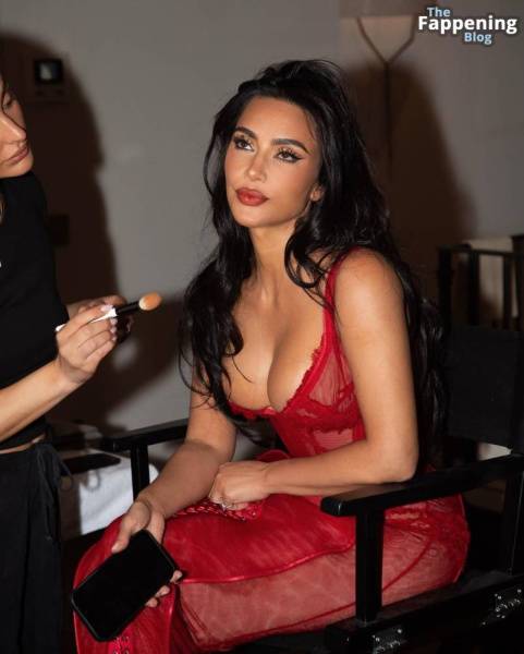 Kim Kardashian Sexy (8 New Photos) on adultfans.net
