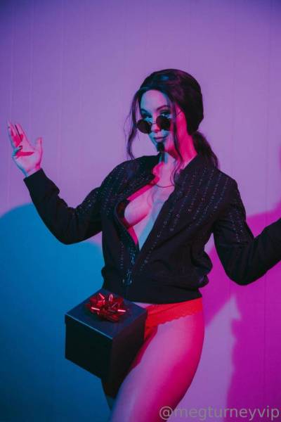 Meg Turney Dick In A Box Onlyfans Set Leaked on adultfans.net