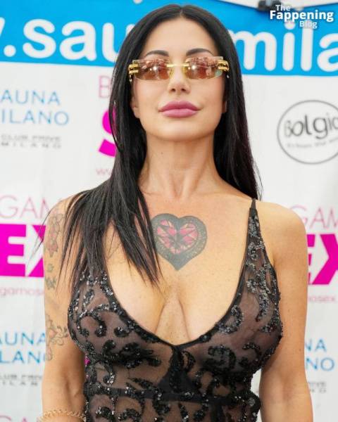 Priscilla Salerno Nude (2 Photos) on adultfans.net