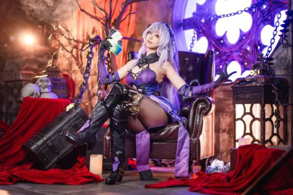 Meeu (蜜汁猫裘) cosplay Black Swan on adultfans.net