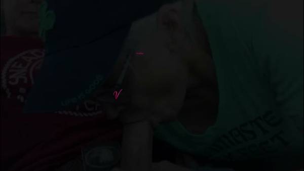 熟女奶奶直播中展示硕大天然双乳 on adultfans.net