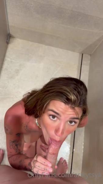 Arikytsya Gets Railed Before Taking Shower Video Leaked on adultfans.net