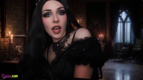 Egilea ASMR Enemy Queen Wakes You With Kisses Video on adultfans.net