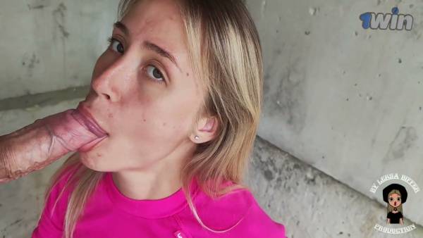 Blonde neighbor goes deep on her British neighbor behind the shop - Russia - Britain on adultfans.net