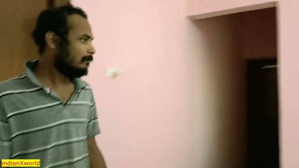 Married Bangladeshi woman meets hotel employee in private bathroom encounter - India on adultfans.net