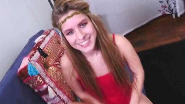 Blonde steps into a forbidden moment with her stepdad in their quiet home on adultfans.net