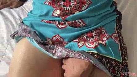 Mature Bangladeshi wife in floral dress bends over for her husband - India on adultfans.net