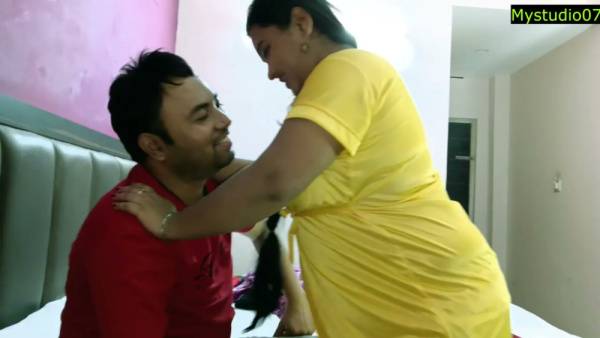 Asian couple reunites after months apart with tender softcore intimacy - India on adultfans.net