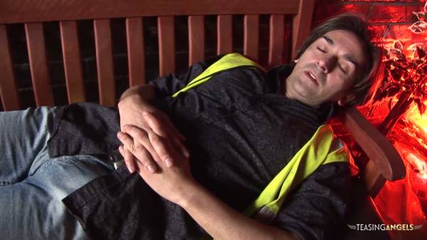 Construction worker pins dark-skinned beauty to the bench under red lights on adultfans.net