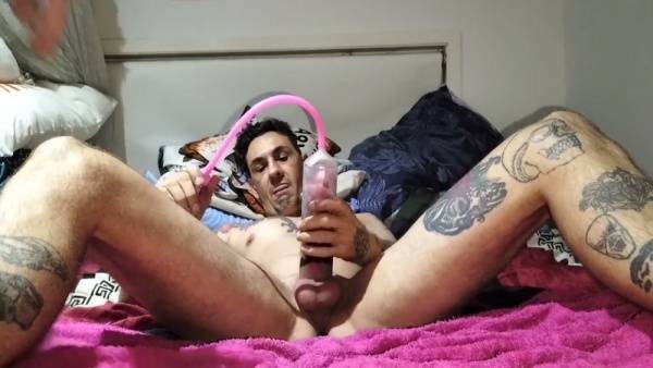 Australian lingerie model rides and double penetrates her tattooed webcam partner - Australia on adultfans.net