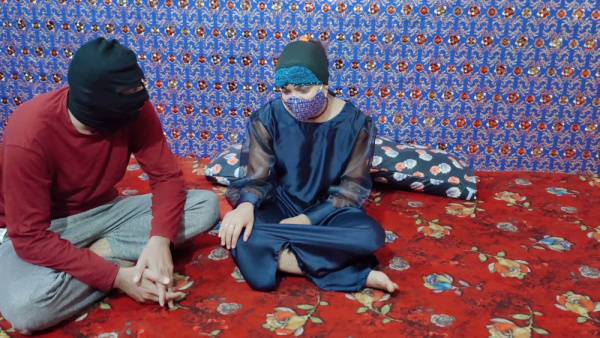 Masked South Asian couple shares intimate kiss and titjob on floral rug - India - Pakistan on adultfans.net