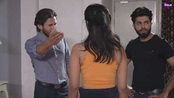 Young Indian woman confronts betrayal between two bearded lovers in a modern home - India on adultfans.net