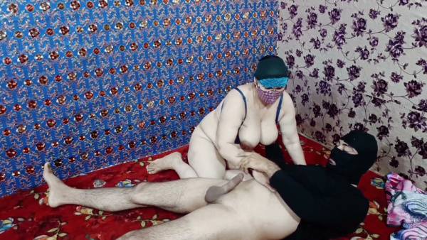 Voluptuous Indian woman passionately rides her lover on a floral rug - India - Pakistan on adultfans.net