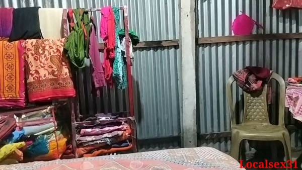Indian village girlfriend takes charge of her city boyfriend in a modest room - India on adultfans.net