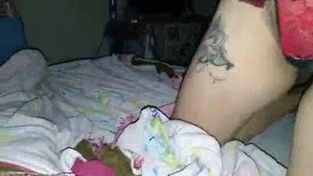 Curvy Latina rides her stepbrother until she gushes on his cock on adultfans.net