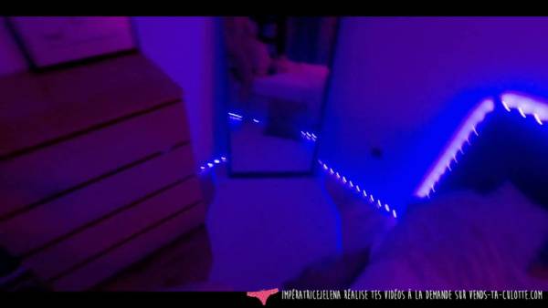 Blonde in black bra explores her body with an inflatable toy under LED lights - France on adultfans.net
