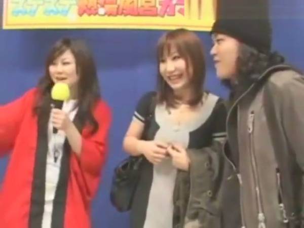 Asian contestants face off in a steamy Japanese game show challenge - Japan on adultfans.net