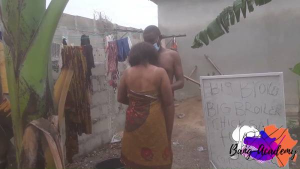 Nigerian ebony stud takes her from behind on the gritty urban ground - Nigeria on adultfans.net